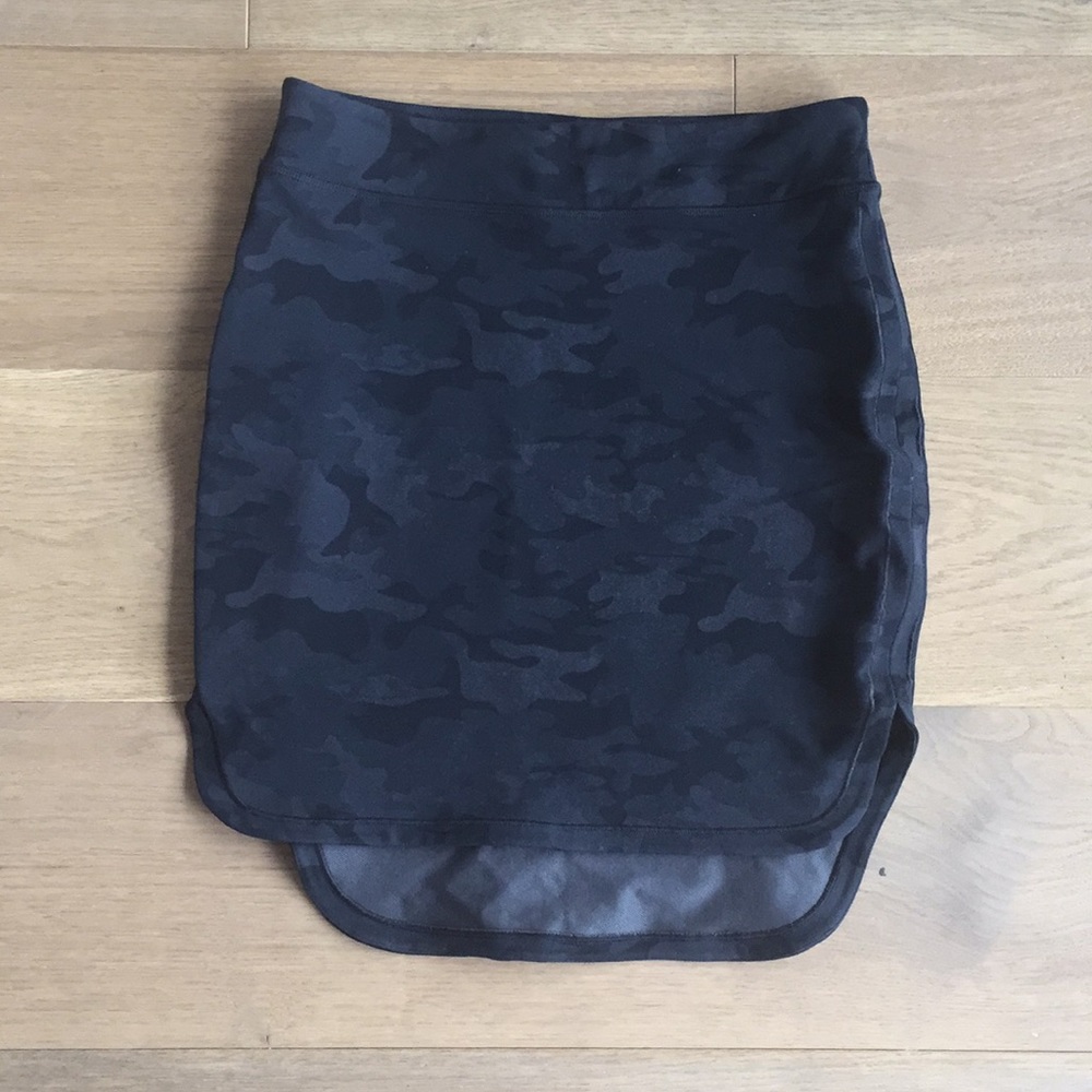 Lululemon Skirt
